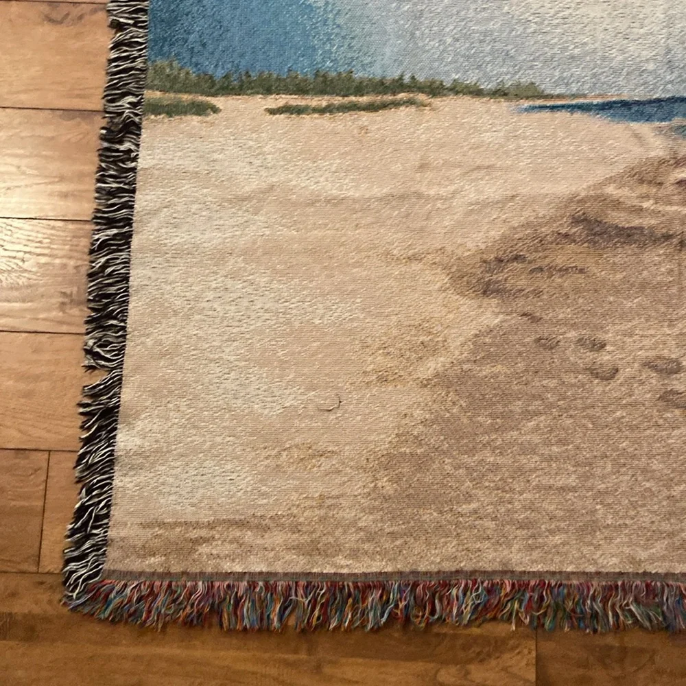 N/A throw blanket